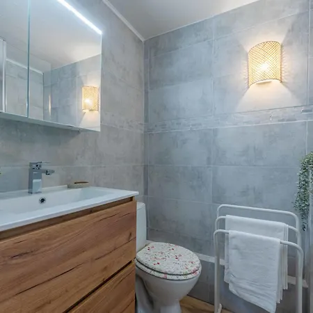 Sombrero-7 By Interhome Hébergement de vacances Le Barcarès